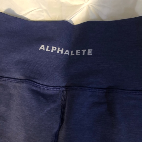 alphalete revival leggings - Picture 3 of 8